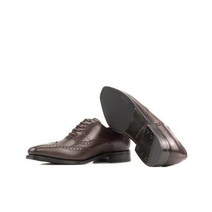 Wingtip Oxford in Dark Brown Box Calf showing forest green leather sole